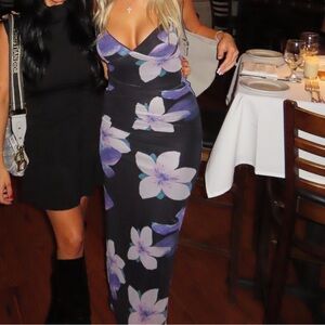 White fox Maxi dress worn once! Size small